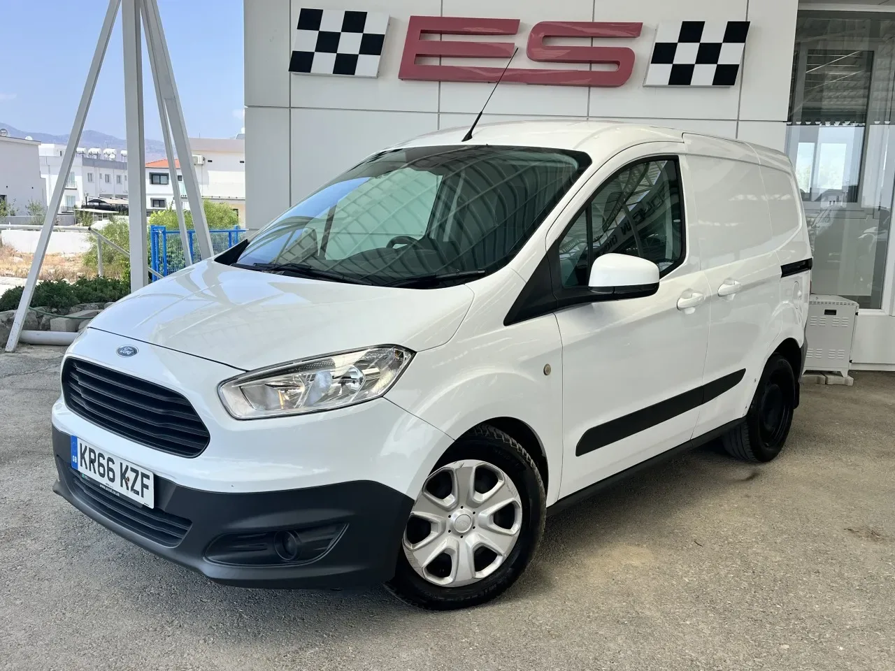 2017 Ford Transit Courier Lefkoşa Satılık İkinci El | GalerimPlus - Thumbnail 3