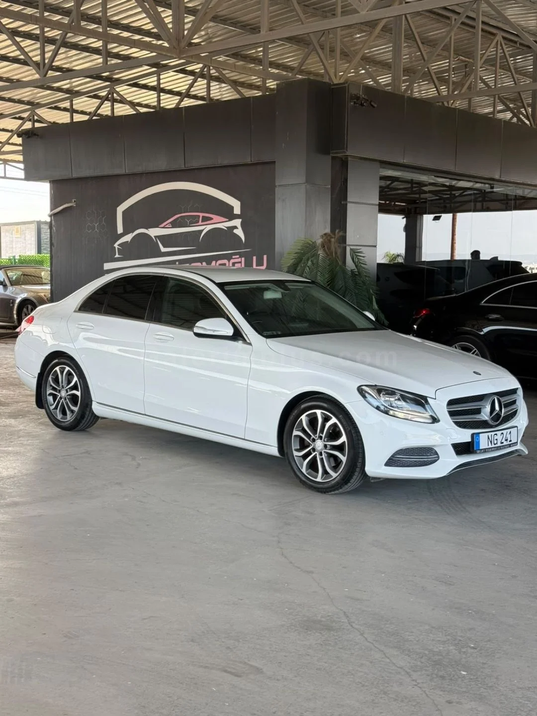 2015 Model Otomatik Mercedes-Benz C Serisi C 180 Gazimağusa Satılık İkinci El | GalerimPlus - Fotoğraf 1