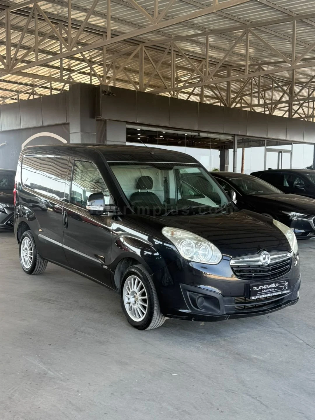 2015 Model Düz Vauxhall Combo Gazimağusa Satılık İkinci El | GalerimPlus - Fotoğraf 1