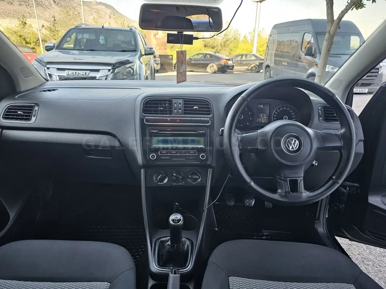 2010 Model Düz Volkswagen Polo 1.3 Girne Satılık İkinci El | GalerimPlus - Thumbnail 5