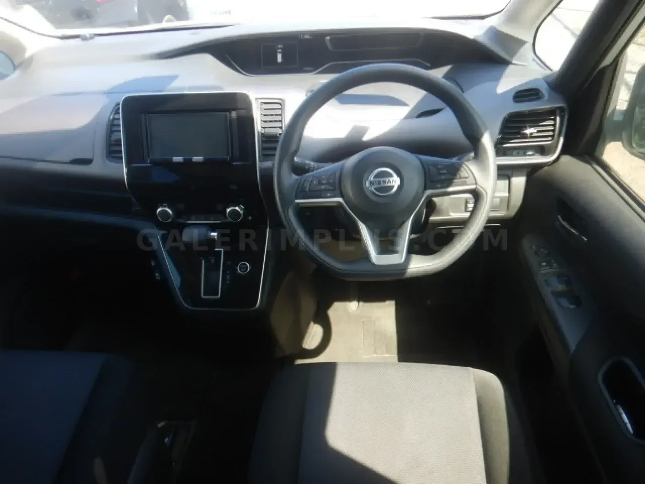 2022 Nissan Serena Gazimağusa Satılık İkinci El | GalerimPlus - Thumbnail 2
