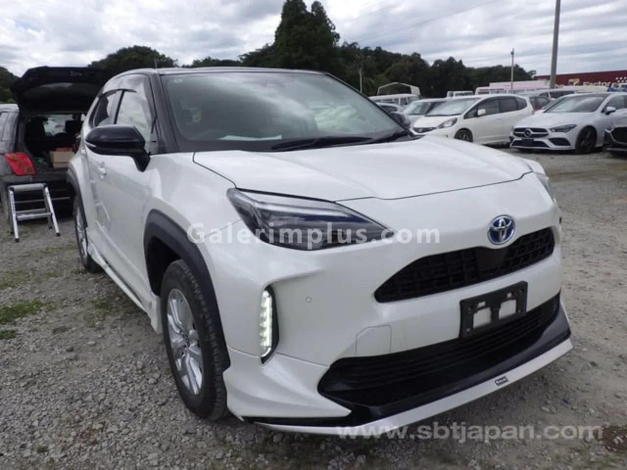 2022 Model Otomatik Toyota Yaris Cross 1.5 Hybrid Lefkoşa Satılık İkinci El | GalerimPlus - Thumbnail 2