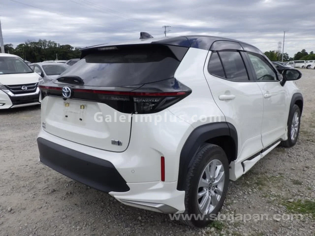 2022 Model Otomatik Toyota Yaris Cross 1.5 Hybrid Lefkoşa Satılık İkinci El | GalerimPlus - Thumbnail 5