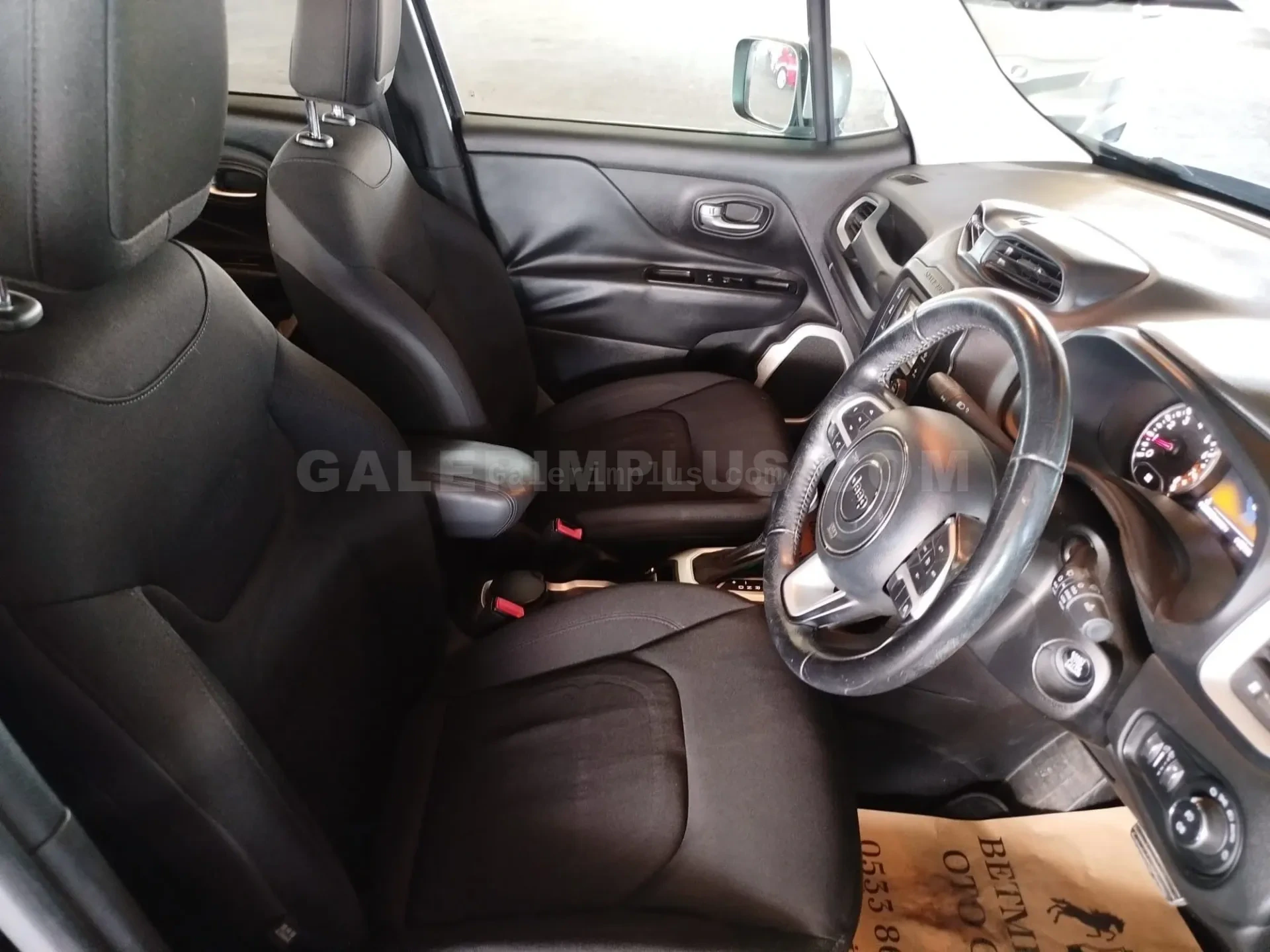 2017 Jeep Renegade 1.4 MultiAir Limited 1.4 MultiAir Lefkoşa Satılık İkinci El | GalerimPlus - Thumbnail 4