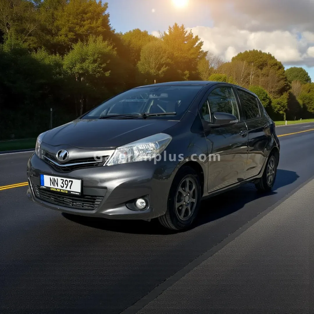 2013 Model Otomatik Toyota Vitz 1.3 16V Automatic Lefkoşa Satılık İkinci El | GalerimPlus - Fotoğraf 1