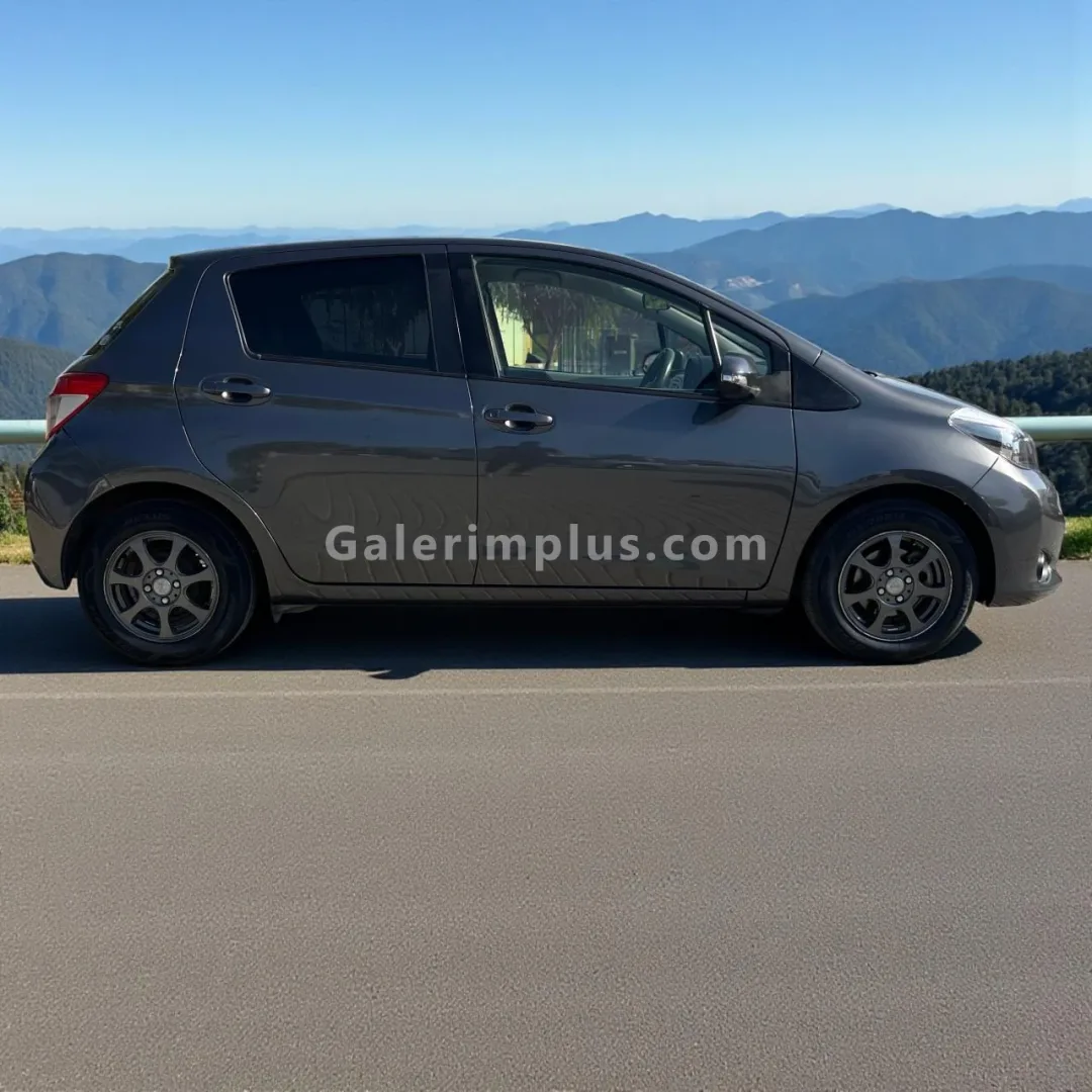 2013 Model Otomatik Toyota Vitz 1.3 16V Automatic Lefkoşa Satılık İkinci El | GalerimPlus - Thumbnail 6