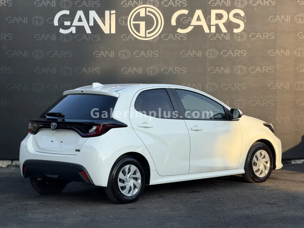 2023 Toyota Yaris 1.5 Hybrid Girne Satılık İkinci El | GalerimPlus - Thumbnail 4