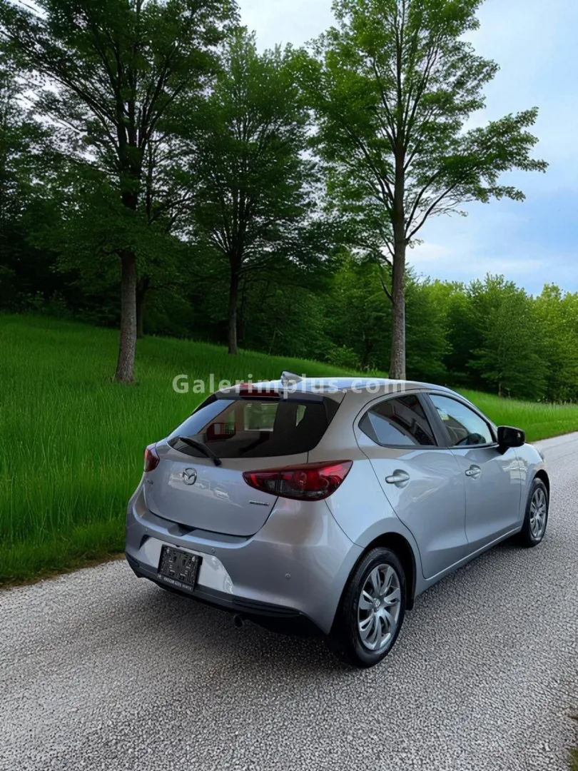 2022 Model Otomatik Mazda Demio 1.5 16V Automatic Girne Satılık İkinci El | GalerimPlus - Thumbnail 4