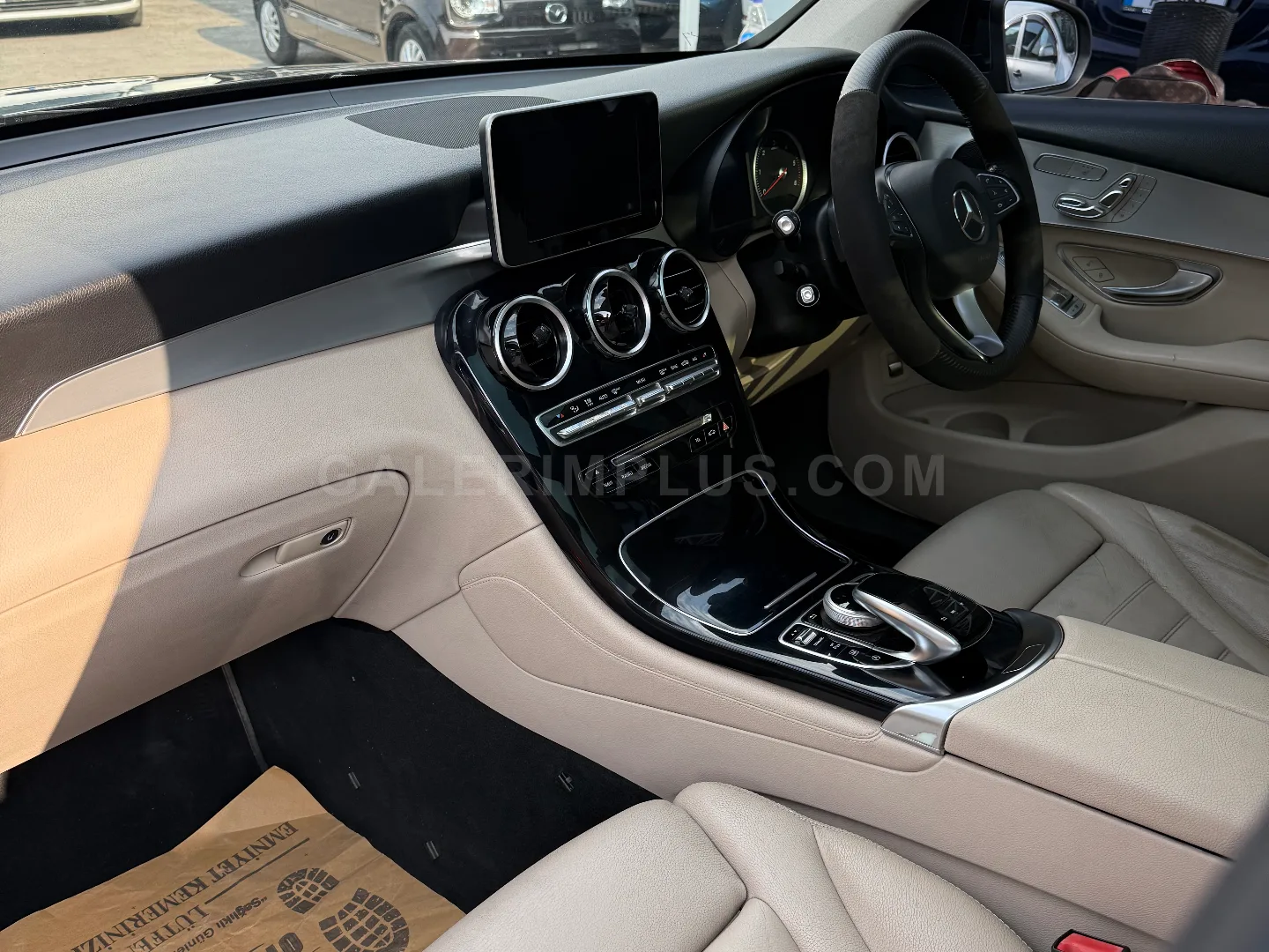 2016 Mercedes-Benz GLC 250 Exclusive 250 Exclusive Lefkoşa Satılık İkinci El | GalerimPlus - Thumbnail 2