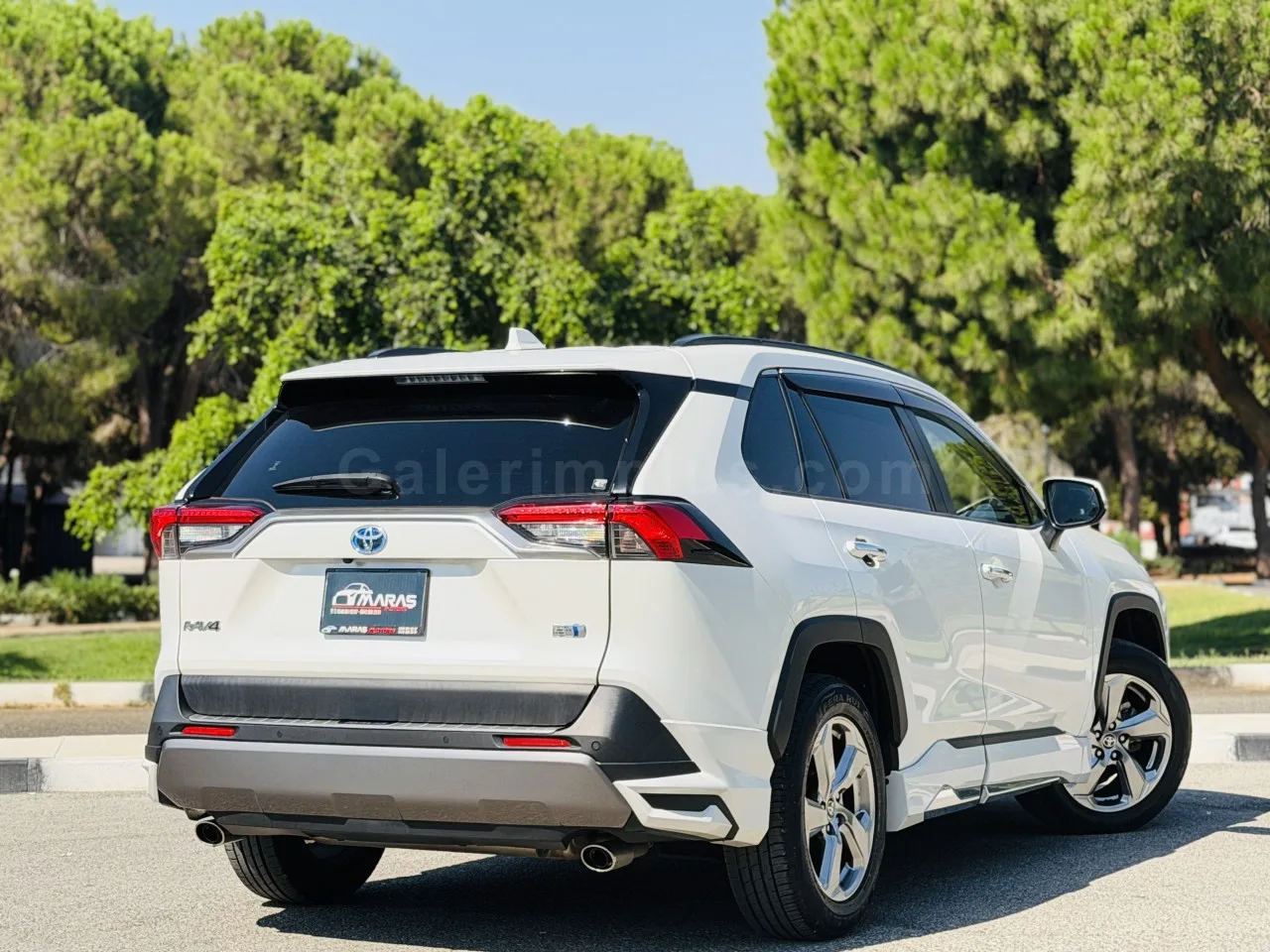 2022 Model Otomatik Toyota RAV4 2.5 Hybrid Gazimağusa Satılık İkinci El | GalerimPlus - Thumbnail 4