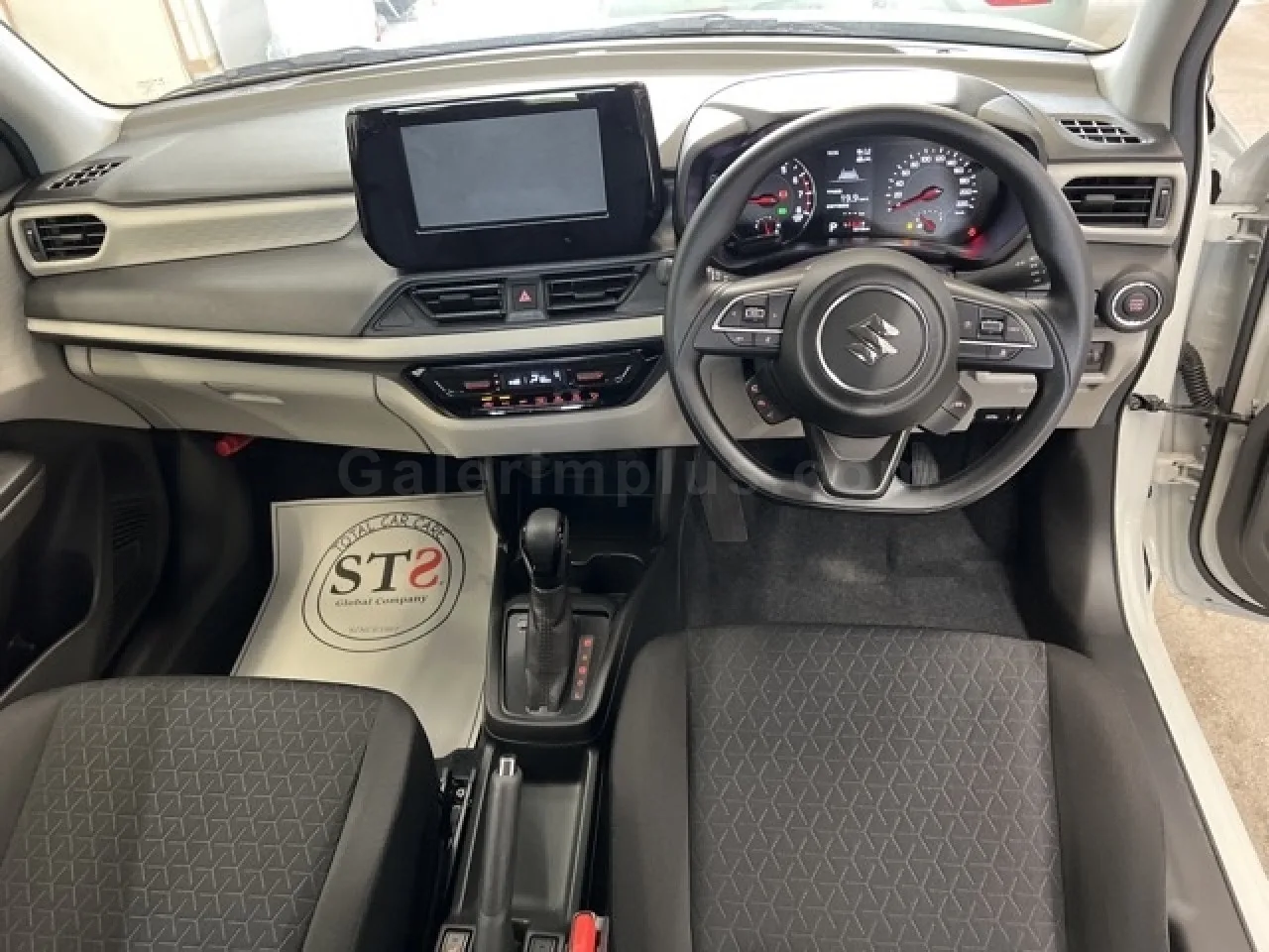 2026 Model Otomatik Suzuki Swift 1.2 Gazimağusa Satılık İkinci El | GalerimPlus - Thumbnail 5