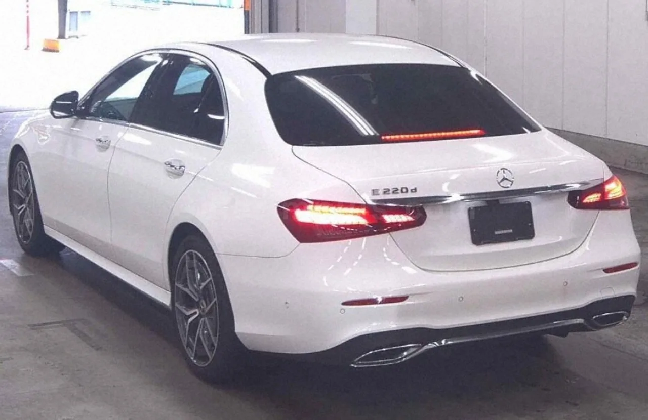 2023 Model Otomatik Mercedes-Benz E Serisi E 220 d Gazimağusa Satılık İkinci El | GalerimPlus - Thumbnail 2