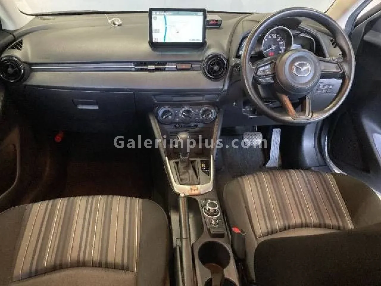 2022 Mazda Mazda 2 1.5 Skyactiv-G Gazimağusa Satılık İkinci El | GalerimPlus - Thumbnail 5