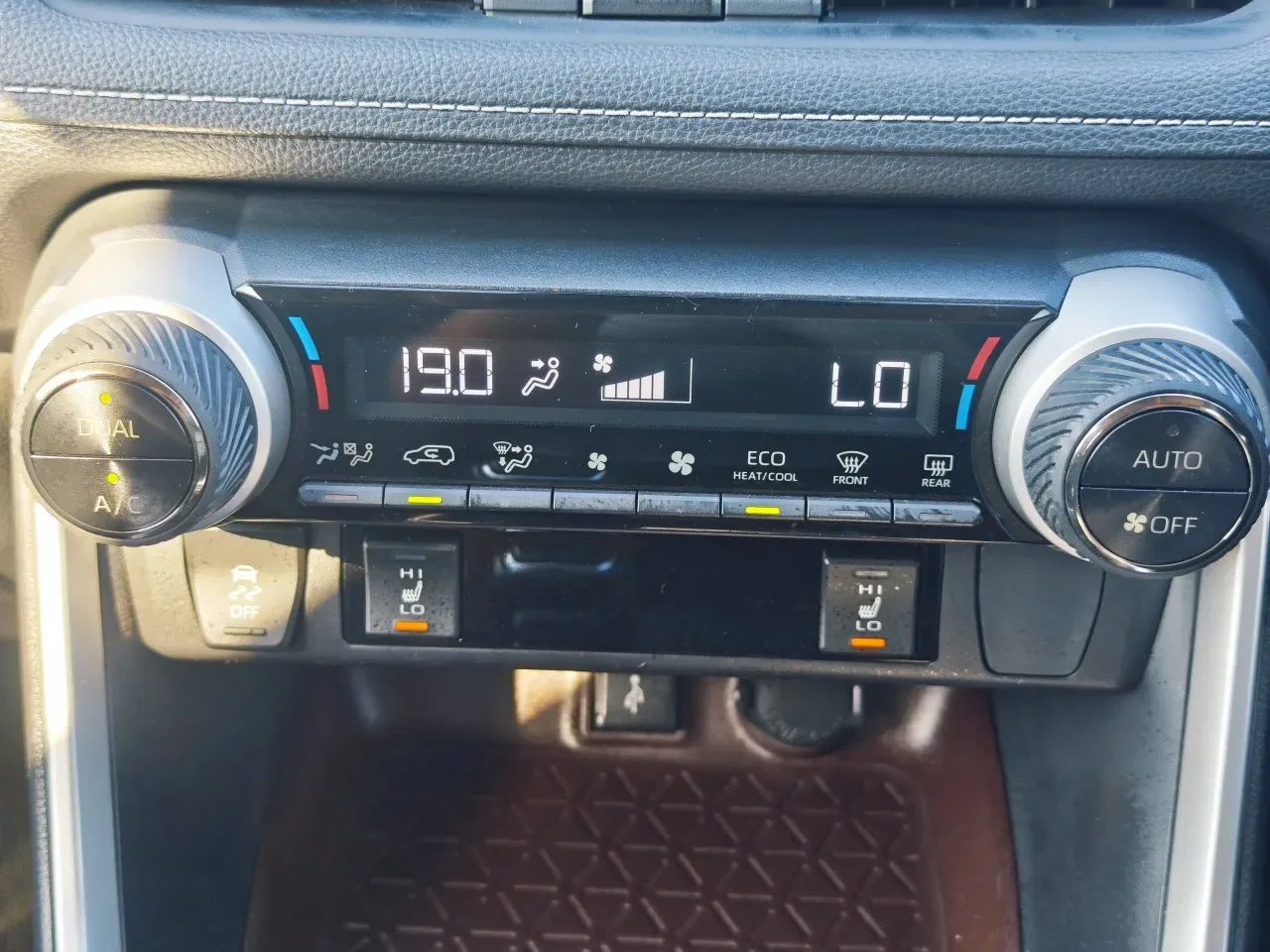 2022 Toyota RAV4 2.5 Hybrid Lefkoşa Satılık İkinci El | GalerimPlus - Thumbnail 8