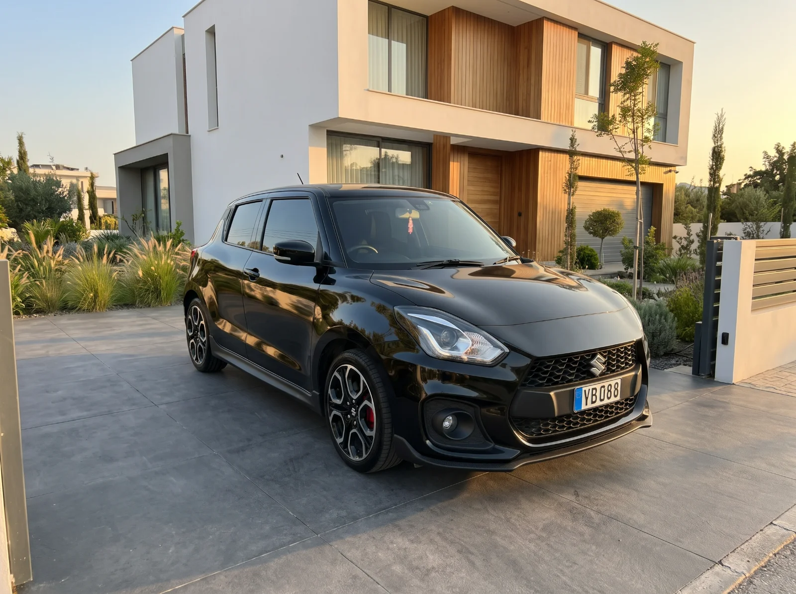 2021 Suzuki Swift 1.4 Sport Lefkoşa Satılık İkinci El | GalerimPlus - Fotoğraf 1