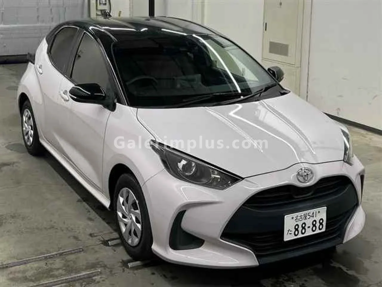 2022 Model Otomatik Toyota Yaris 1.5 Lefkoşa Satılık İkinci El | GalerimPlus - Fotoğraf 1