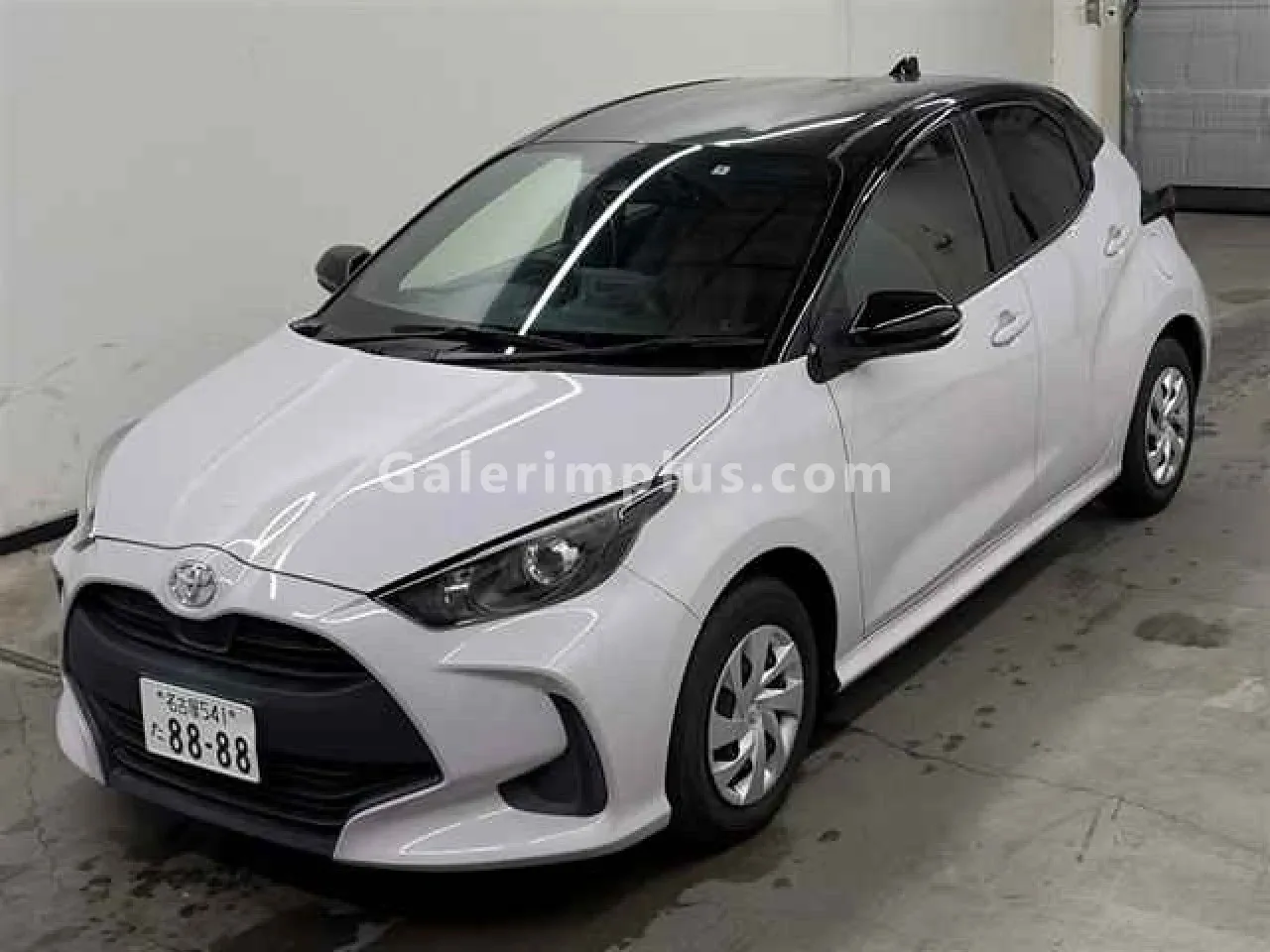 2022 Model Otomatik Toyota Yaris 1.5 Lefkoşa Satılık İkinci El | GalerimPlus - Thumbnail 6
