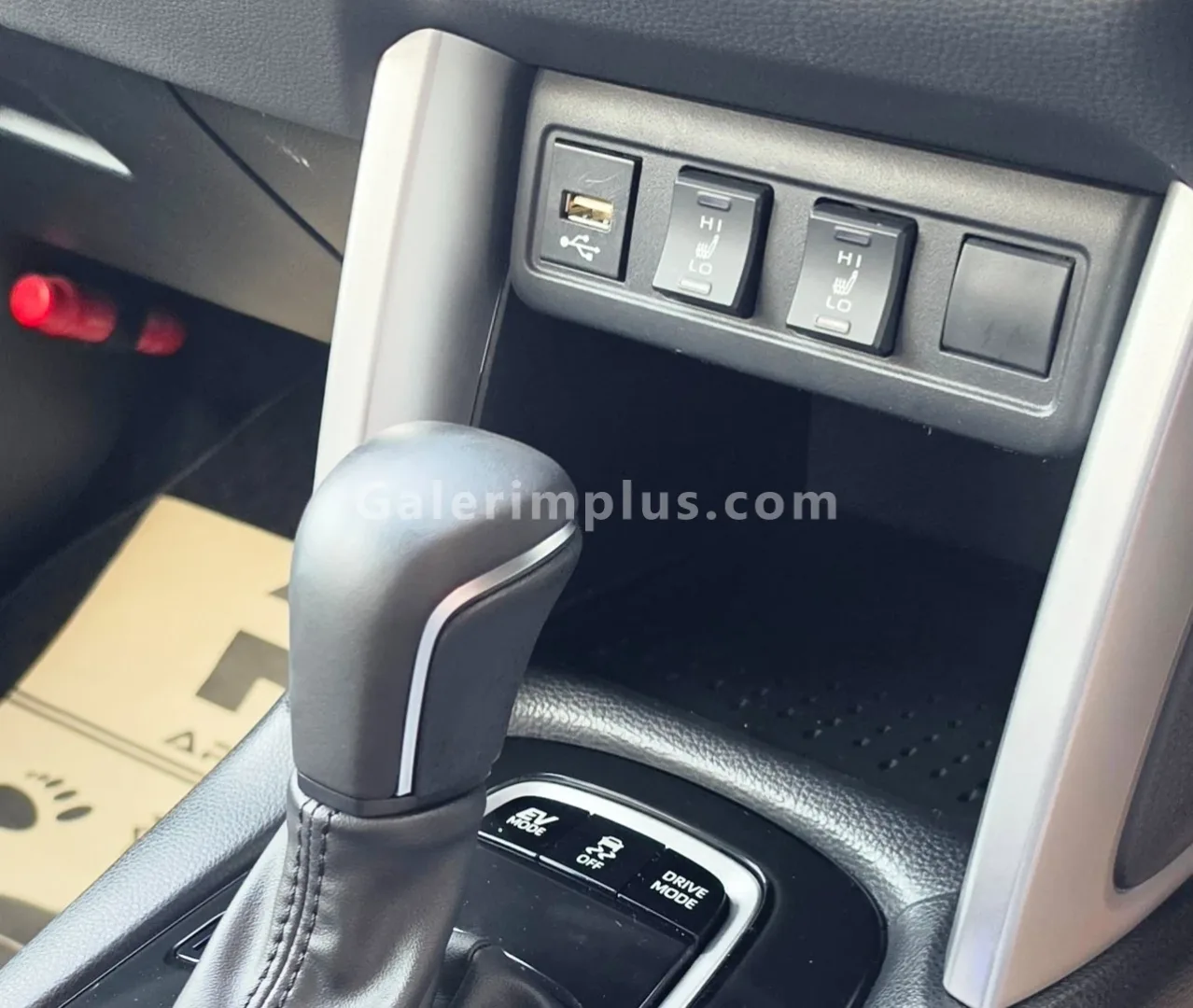 2024 Model Otomatik Toyota Corolla Cross Lefkoşa Satılık İkinci El | GalerimPlus - Thumbnail 8