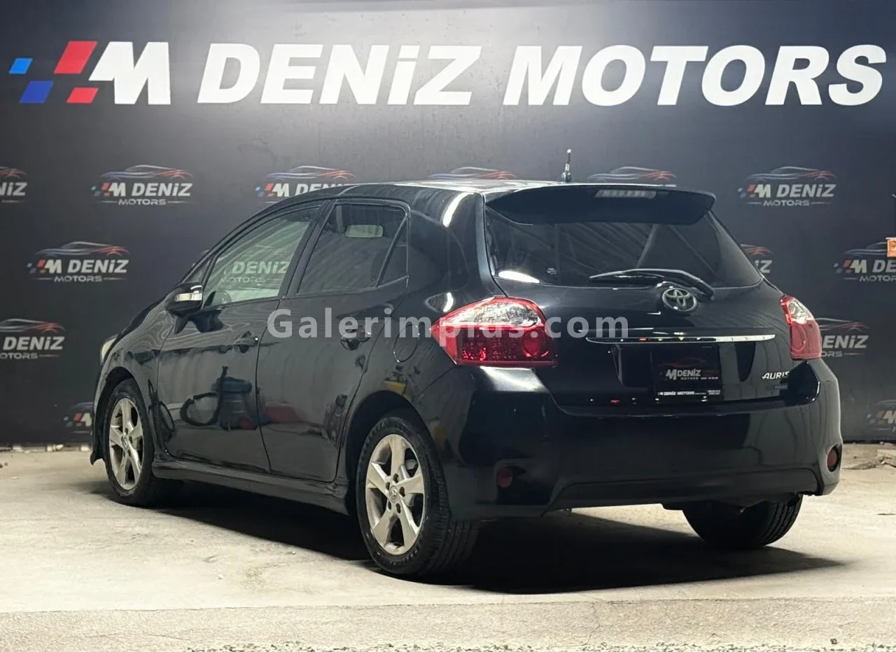 2011 Model Otomatik Toyota Auris 1.5 Lefkoşa Satılık İkinci El | GalerimPlus - Thumbnail 4