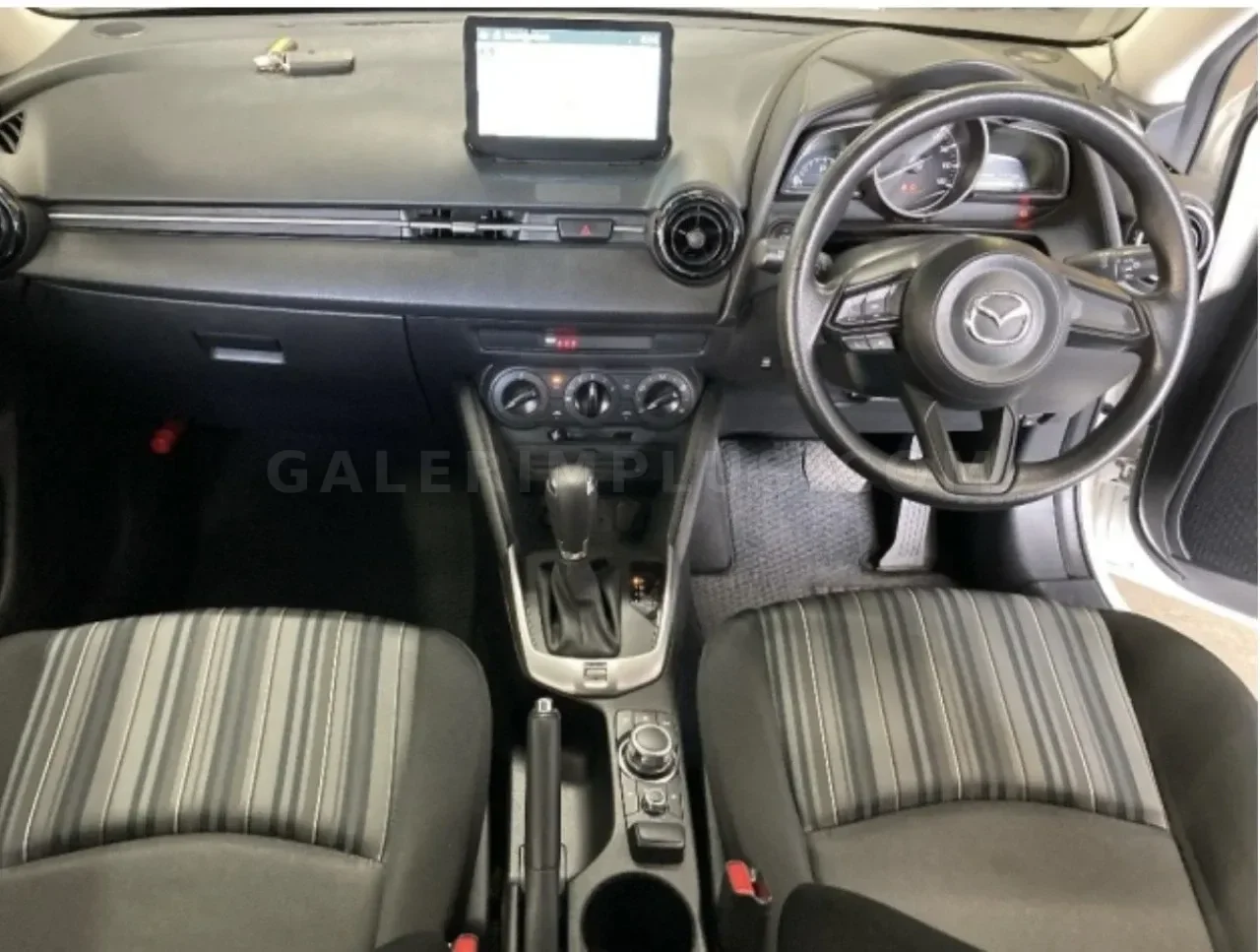 2023 Mazda Mazda 2 1.5 Sky-G Lefkoşa Satılık İkinci El | GalerimPlus - Thumbnail 4