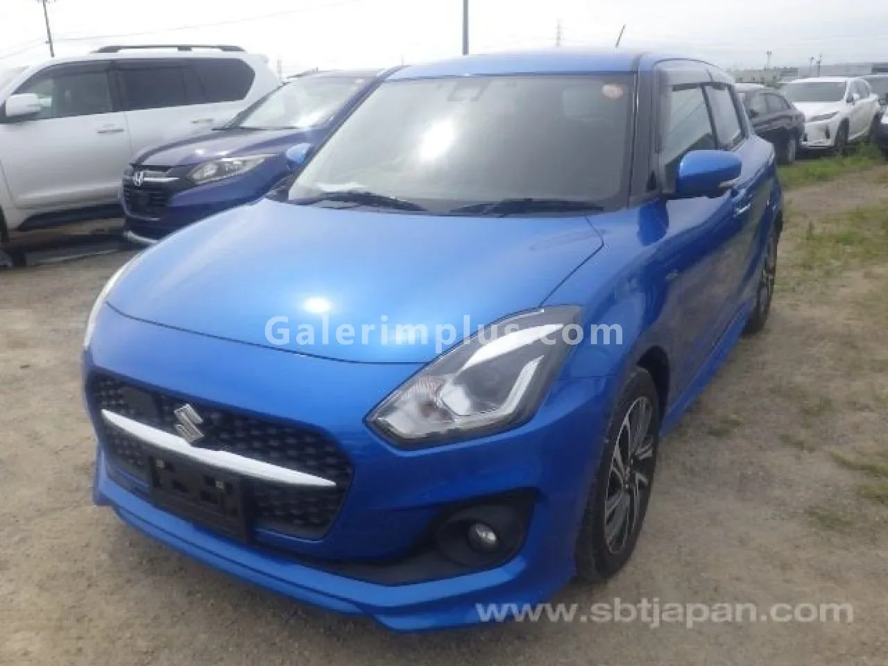 2022 Model Otomatik Suzuki Swift 1.2 Hybrid Lefkoşa Satılık İkinci El | GalerimPlus - Thumbnail 3