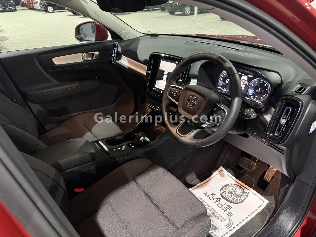 2021 Model Otomatik Volvo XC40 2.0 B4 Gazimağusa Satılık İkinci El | GalerimPlus - Thumbnail 3