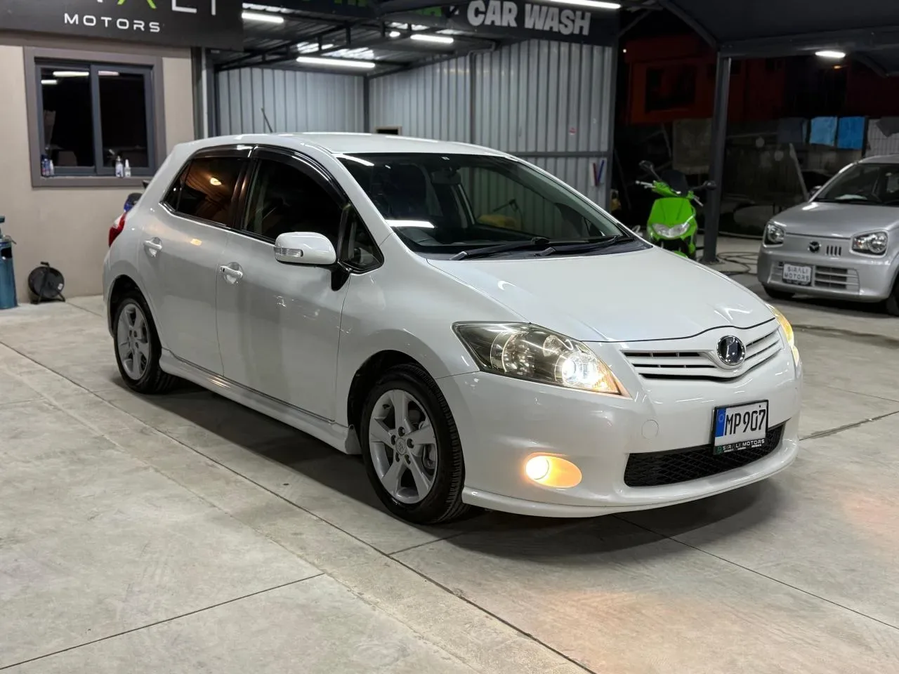 2010 Toyota Auris 1.5 Gazimağusa Satılık İkinci El | GalerimPlus - Thumbnail 3