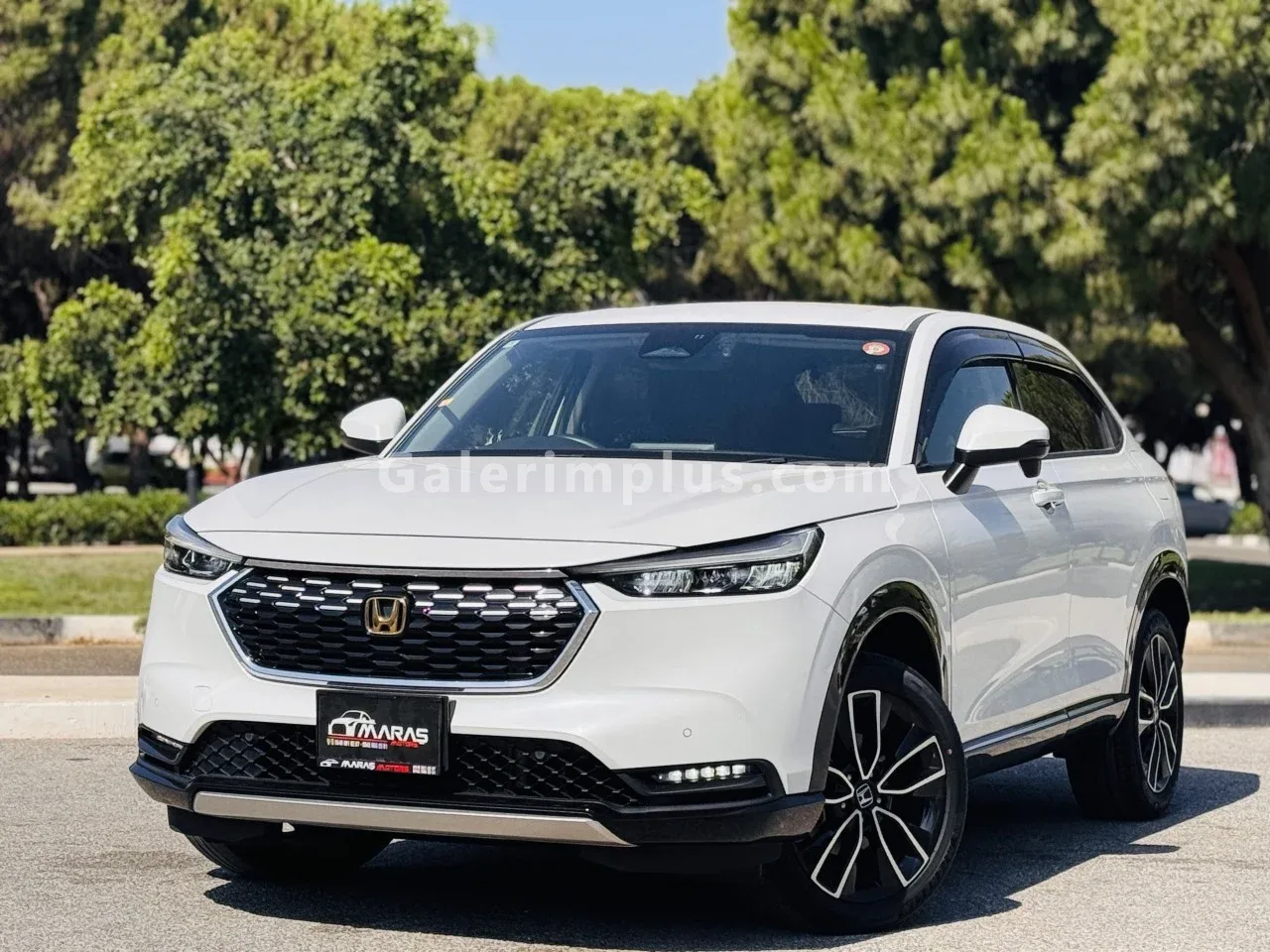 2023 Model Otomatik Honda Vezel 1.5 i-VTEC Hybrid Automatic Gazimağusa Satılık İkinci El | GalerimPlus - Thumbnail 3