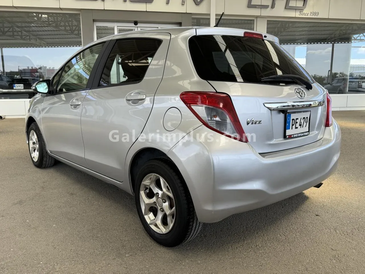 2012 Model Otomatik Toyota Vitz 1.3 Lefkoşa Satılık İkinci El | GalerimPlus - Thumbnail 4