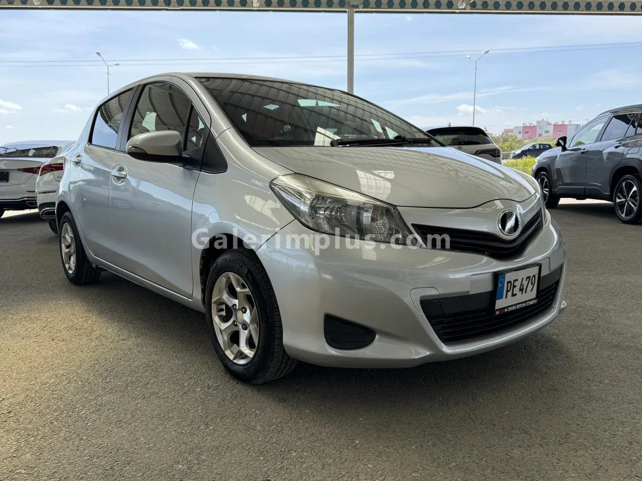 2012 Model Otomatik Toyota Vitz 1.3 Lefkoşa Satılık İkinci El | GalerimPlus - Thumbnail 8