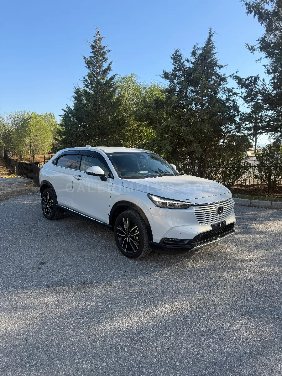 2022 Honda Vezel 1.5 Hybrid Z 1.5 e:HEV Z (RV5) Lefkoşa Satılık İkinci El | GalerimPlus - Fotoğraf 1