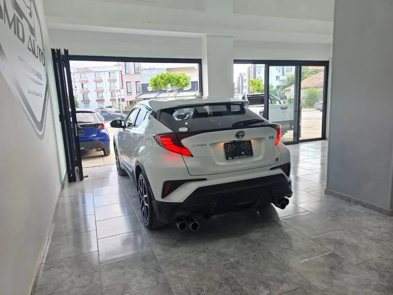 2022 Toyota C-HR 1.8 Hybrid Lefkoşa Satılık İkinci El | GalerimPlus - Thumbnail 5