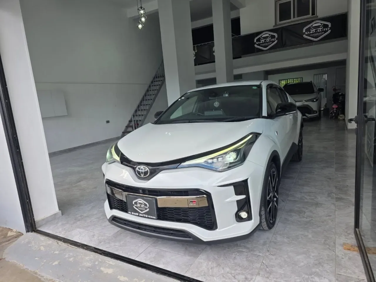 2022 Toyota C-HR 1.8 Hybrid Lefkoşa Satılık İkinci El | GalerimPlus - Thumbnail 6