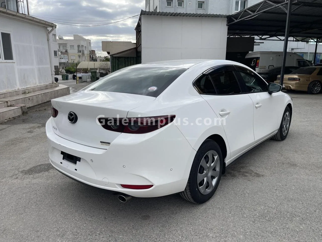 2020 Model Otomatik Mazda 3 1.5 SkyActive-G Lefkoşa Satılık İkinci El | GalerimPlus - Thumbnail 4