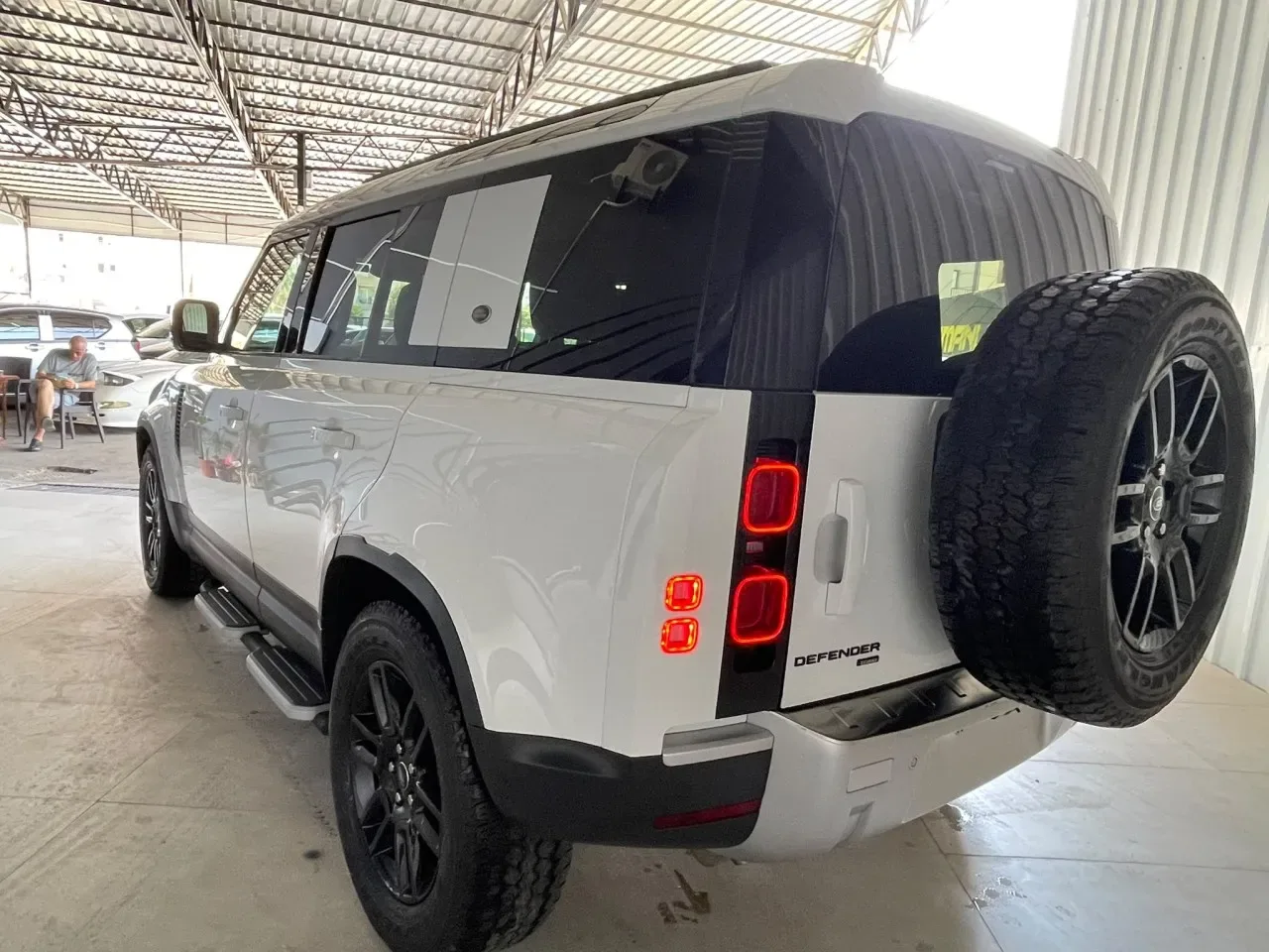 2022 Land Rover Defender 110 3.0 TDI Lefkoşa Satılık İkinci El | GalerimPlus - Thumbnail 4