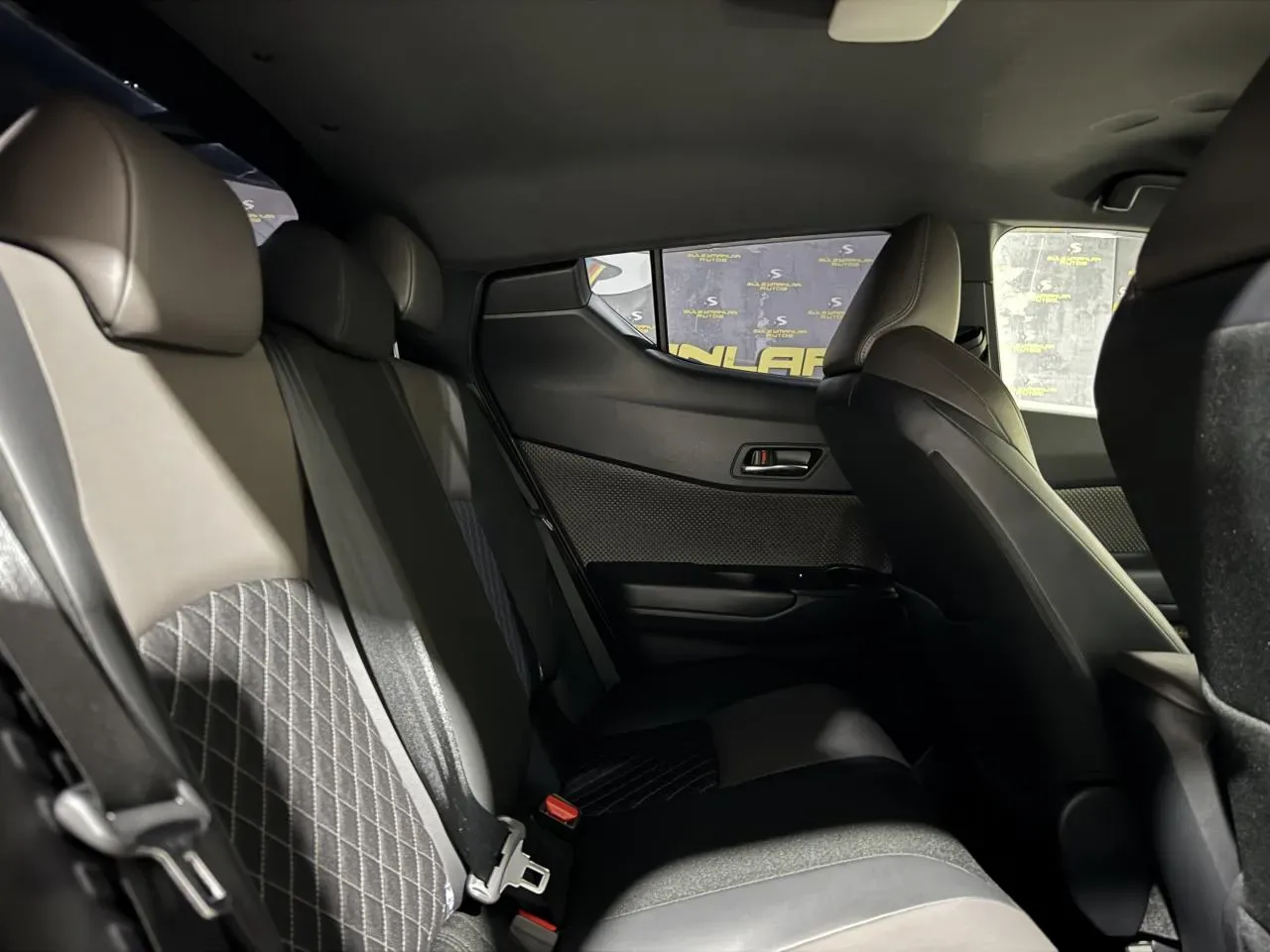 2021 Toyota C-HR 1.8 Hybrid Güzelyurt Satılık İkinci El | GalerimPlus - Thumbnail 8