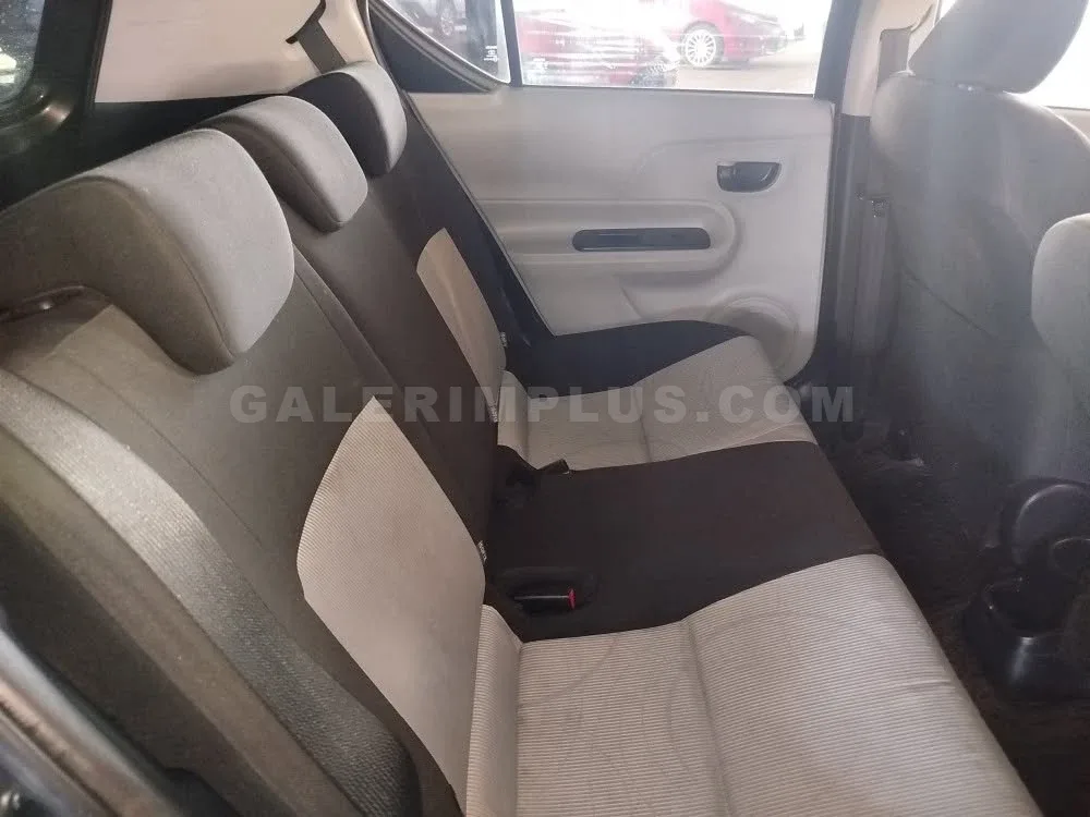 2012 Toyota Aqua 1.5 Hybrit 1.5 Hybrit Lefkoşa Satılık İkinci El | GalerimPlus - Thumbnail 6
