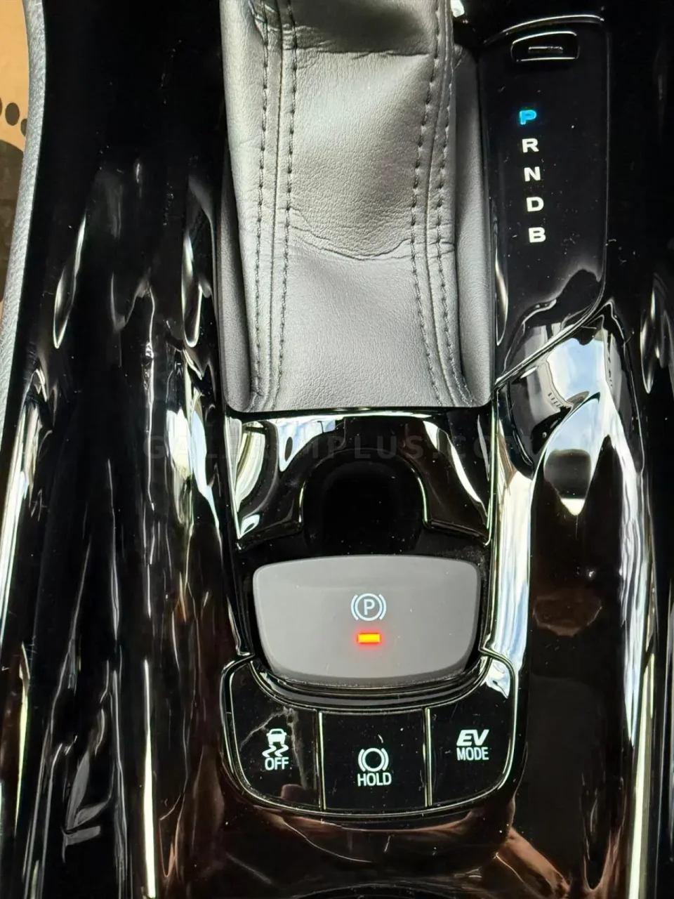 2021 Toyota C-HR 1.8 Hybrid Lefkoşa Satılık İkinci El | GalerimPlus - Thumbnail 2