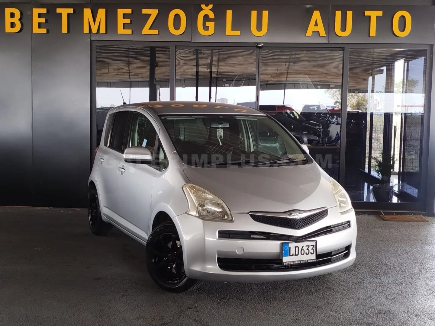 2007 Toyota Ractis 1.3i 1.3i Lefkoşa Satılık İkinci El | GalerimPlus - Fotoğraf 1