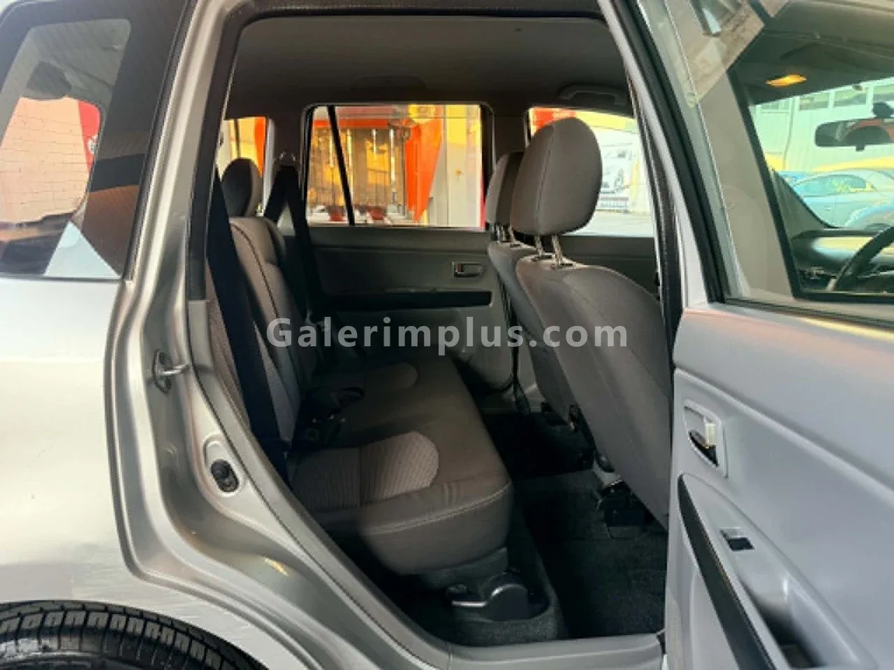 2005 Model Otomatik Mazda Demio 1.3i Gazimağusa Satılık İkinci El | GalerimPlus - Thumbnail 6