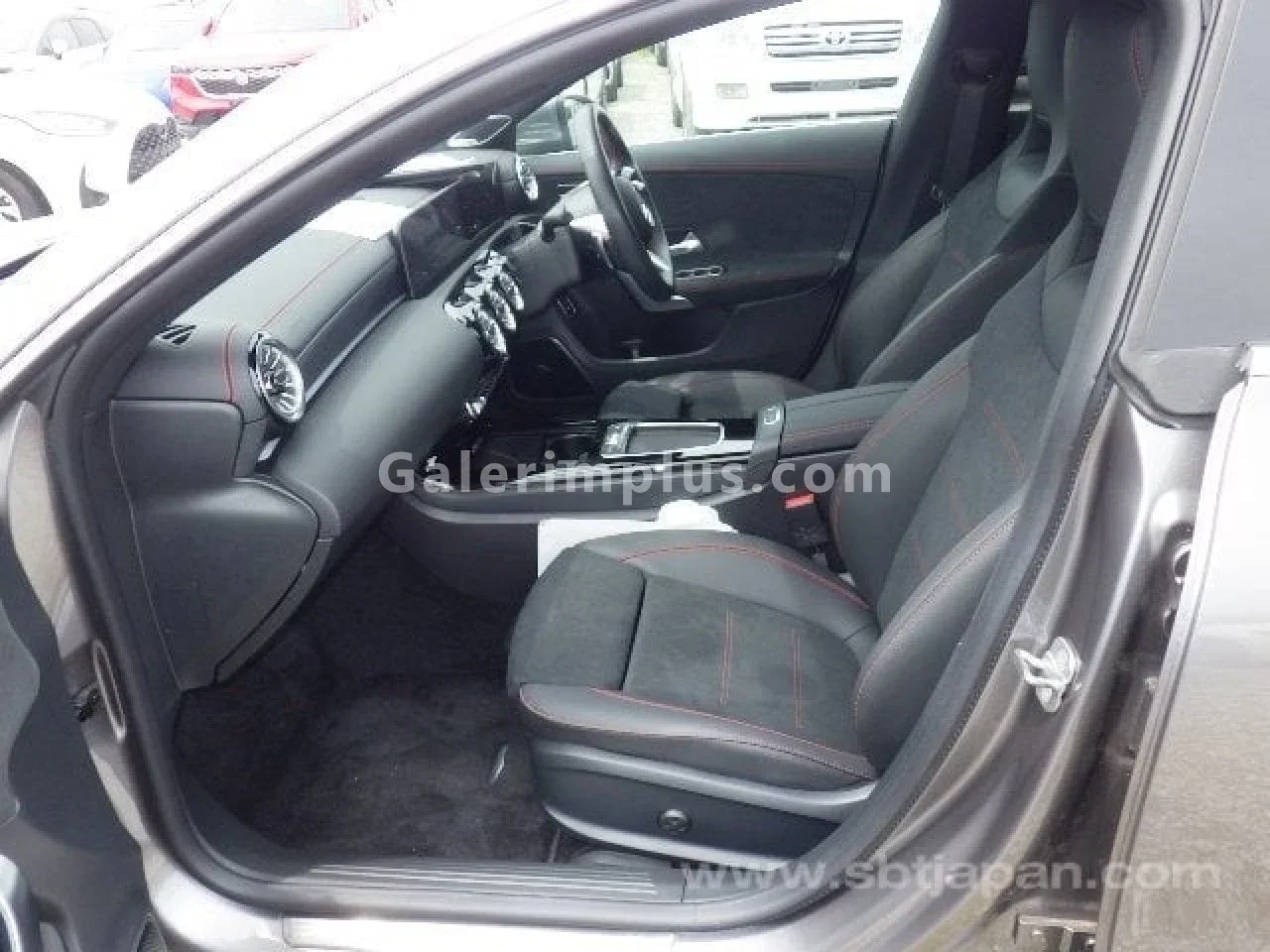 2024 Model Otomatik Mercedes-Benz CLA 200 d Gazimağusa Satılık İkinci El | GalerimPlus - Thumbnail 8