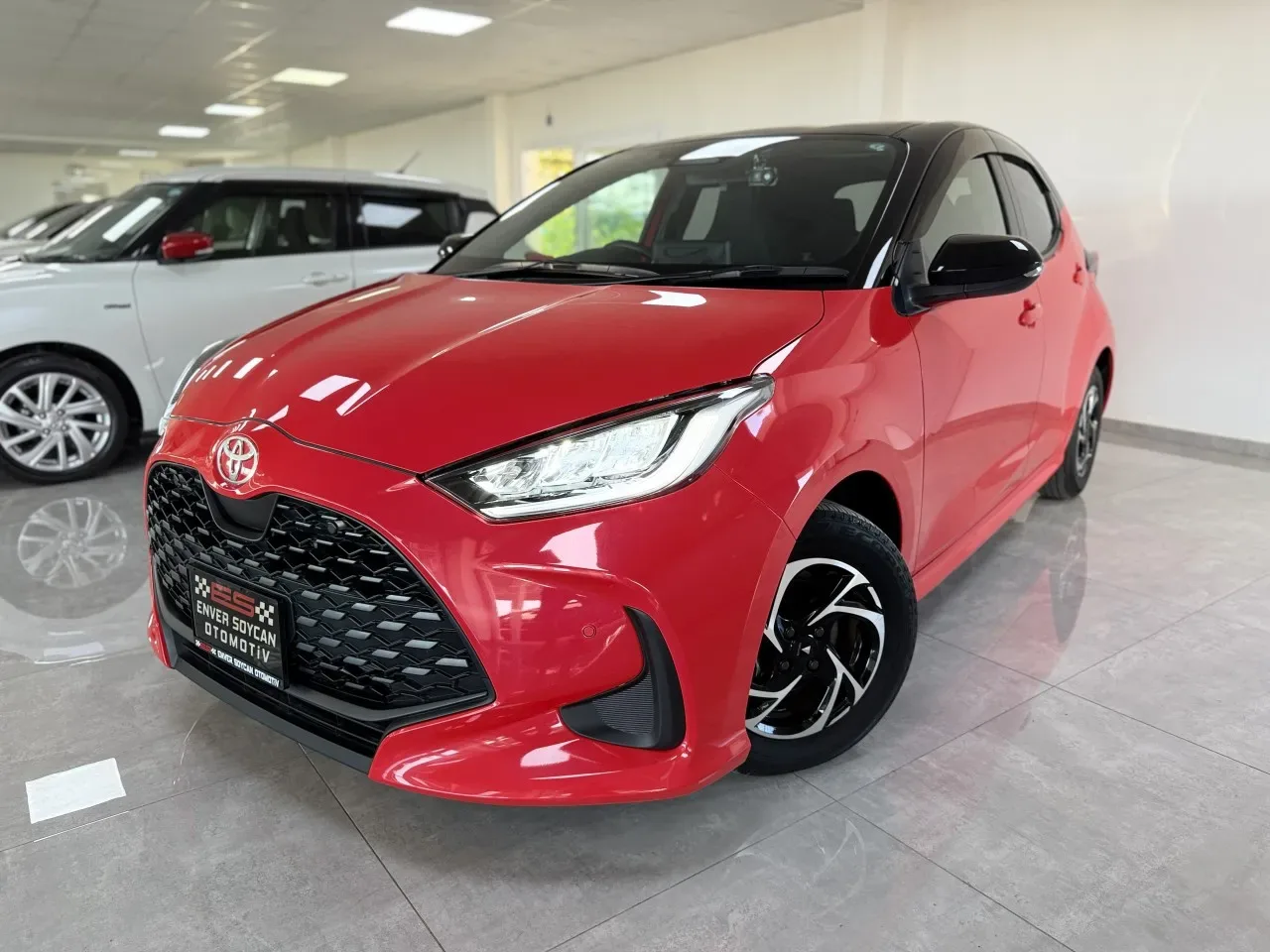 2024 Toyota Yaris 1.5 1.5 Lefkoşa Satılık İkinci El | GalerimPlus - Fotoğraf 1