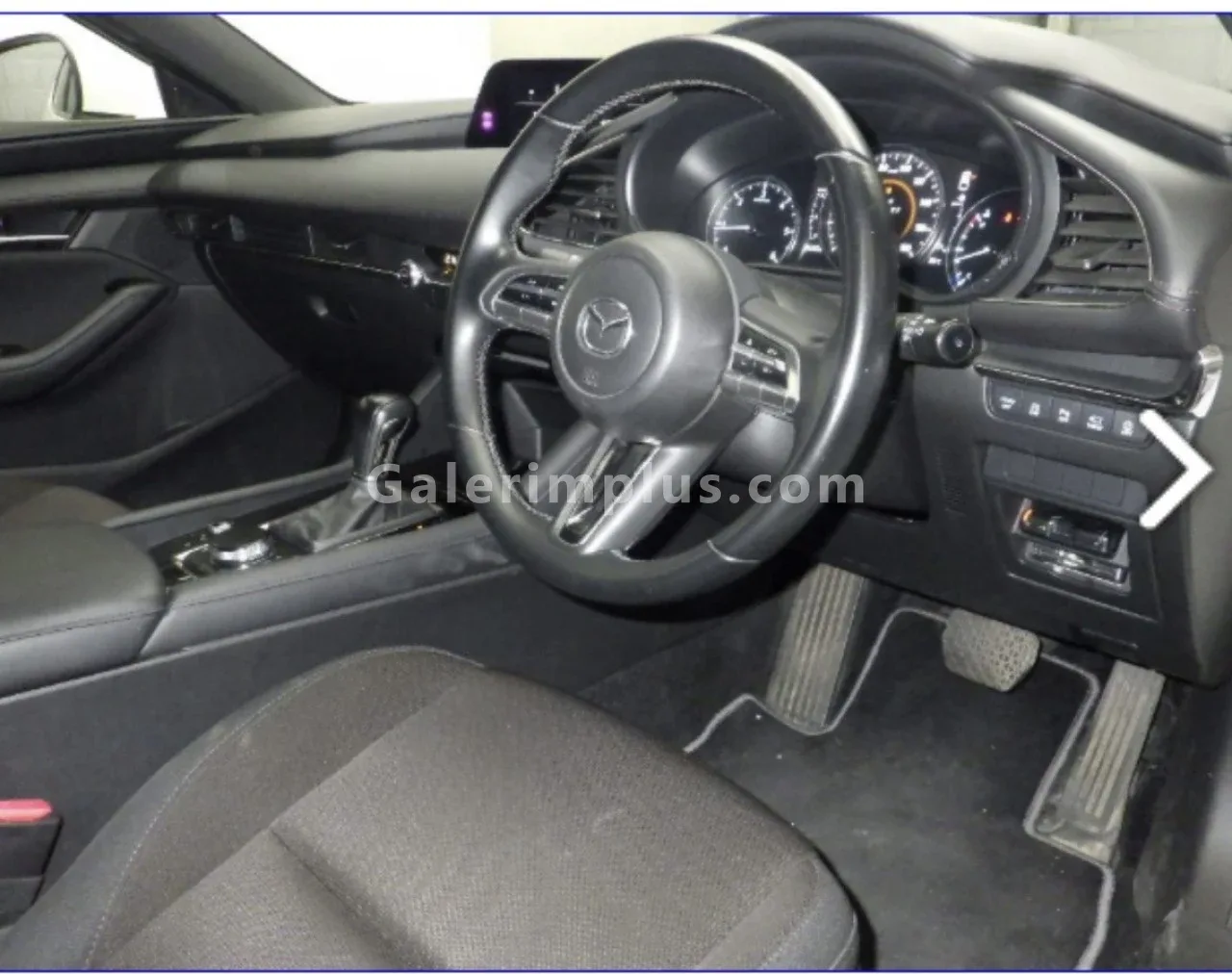 2022 Model Otomatik Mazda 3 1.8 Lefkoşa Satılık İkinci El | GalerimPlus - Thumbnail 8