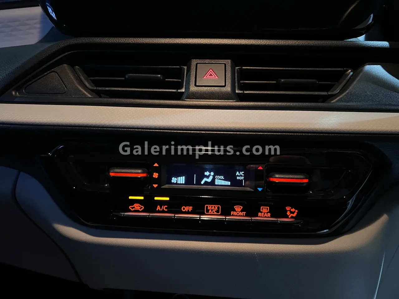 2025 Model Otomatik Suzuki Swift 1.2 Gazimağusa Satılık İkinci El | GalerimPlus - Thumbnail 6