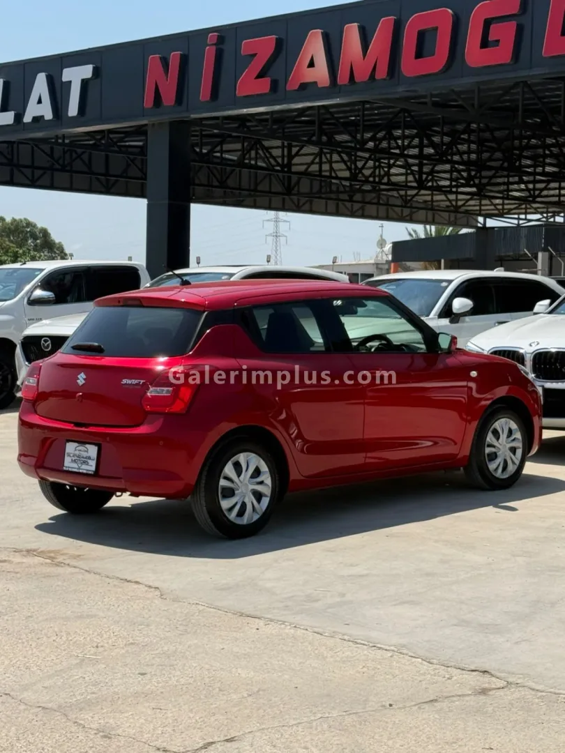 2023 Model Otomatik Suzuki Swift 1.2 Gazimağusa Satılık İkinci El | GalerimPlus - Thumbnail 5