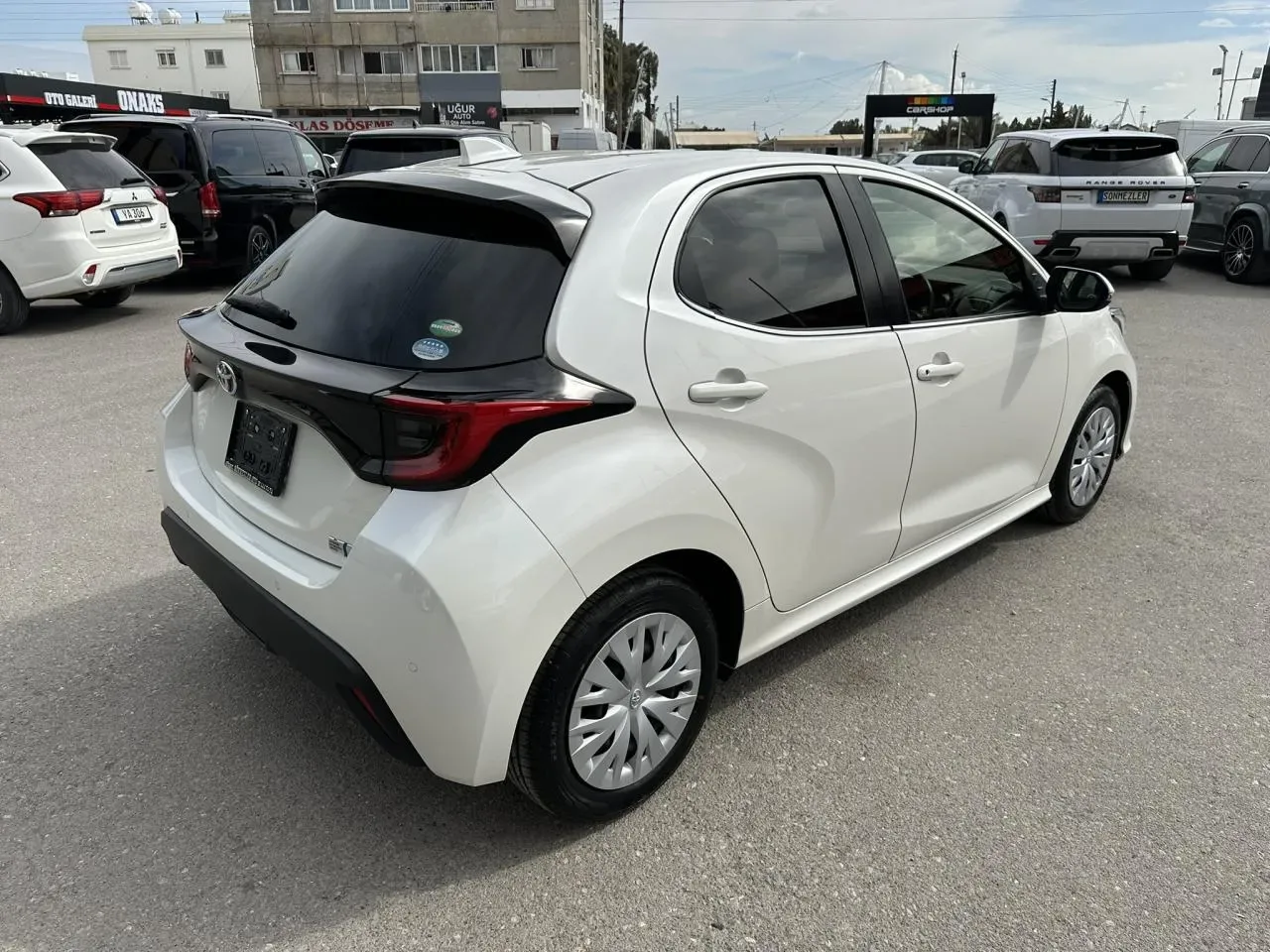 2020 Toyota Yaris 1.5 Hybrid Lefkoşa Satılık İkinci El | GalerimPlus - Thumbnail 6