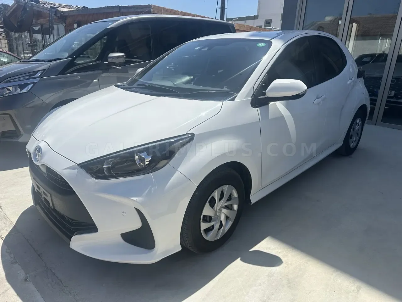 2022 Toyota Yaris 1.0 Lefkoşa Satılık İkinci El | GalerimPlus - Thumbnail 3
