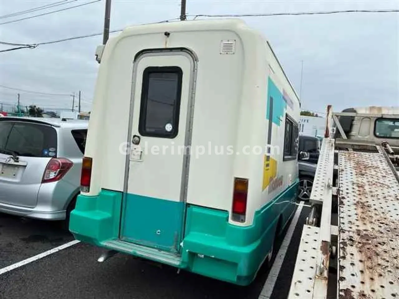 1992 Nissan Moto Karavan Gazimağusa Satılık İkinci El | GalerimPlus - Thumbnail 4