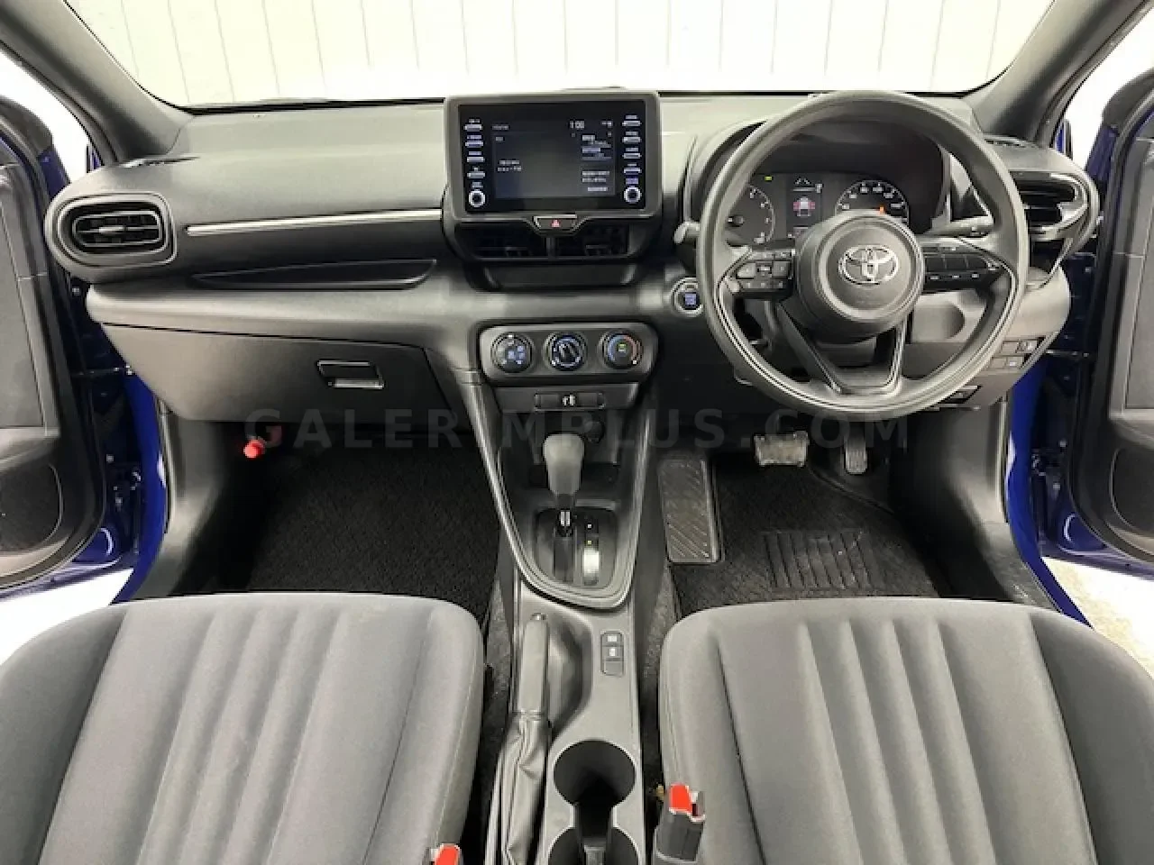 2023 Toyota Yaris 1.0 Lefke Satılık İkinci El | GalerimPlus - Thumbnail 6