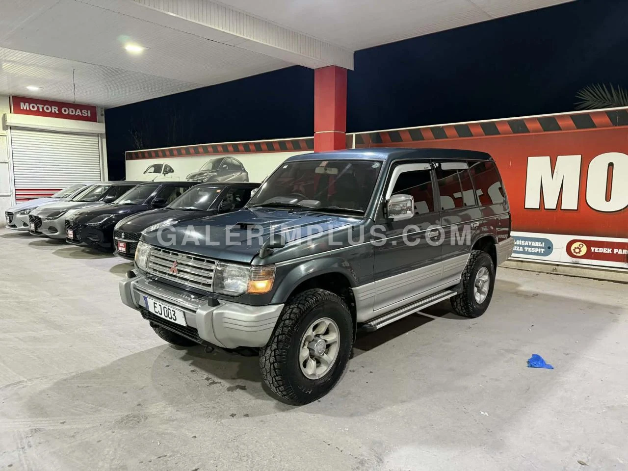 1993 Model Otomatik Mitsubishi Pajero 2.8 TD Gazimağusa Satılık İkinci El | GalerimPlus - Thumbnail 5